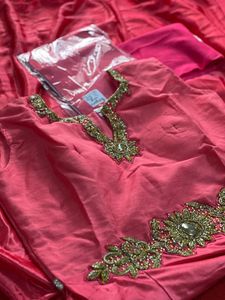 ETHNIC WEAR WITH LEGGINGS AND NET SHAWL