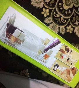 Oriflame Branded Manicure Centre