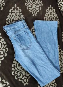 Uniqlo Low-Rise Bootcut Light Blue Jeans