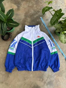 Windcheater