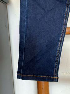 Brand New Indigo Bank Skinny Jeans – Classic &amp; Sop