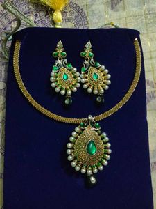 Elegant Jewelry Set