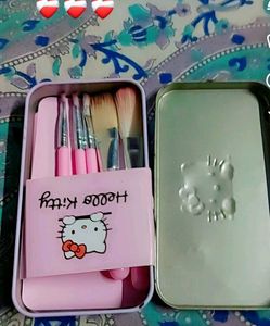 Hello Kitty Mini Makeup Brush Set with Tin Case