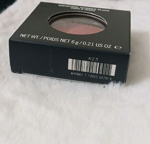 Mac Sheertone Blush Peachykeen