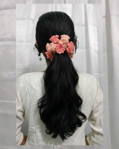 Crochet scrunchie Peach vanilla garden