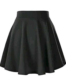 Black Skater Skirt 🖤