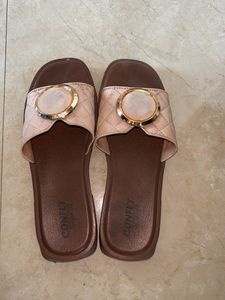Comfy Sleepers