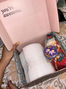 Chumbak Sister Gift Set