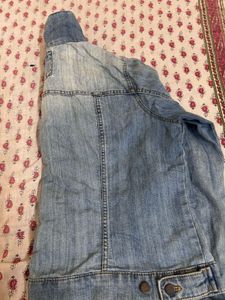 DENIM JACKET