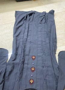 New Designer Kurti With Embroidery Work
