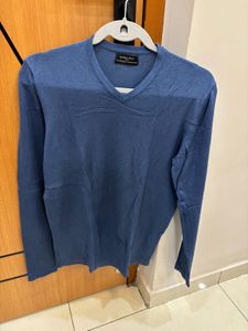Medium Size Zara Man Blue Sweater