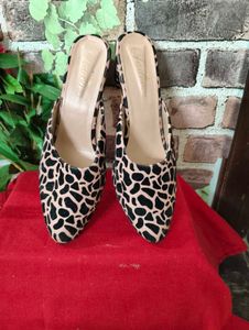 Animal Print Flats Little Shiny Condition 👍🏻