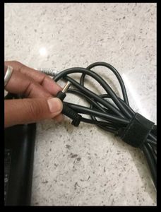 HP LAPTOP CHARGER NEW AND ORIGINAL 200 WATT