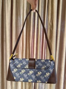 Stylish Shoulder Bag