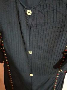 Embroidered Detail Kurti