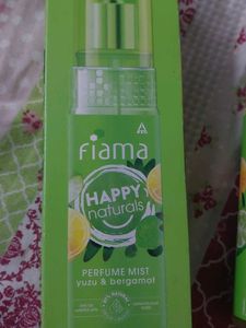 Fiama Happy Naturals Perfume Mist