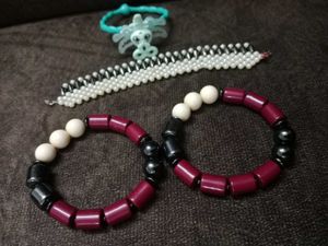 10 Necklace,8 Bangles,3 Bracelet,5 Earrings, Clips