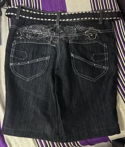 BLACK DENIM SKIRT WITH BELT