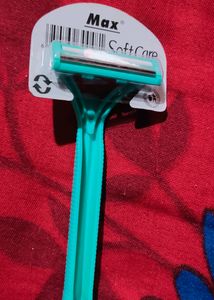 Softcare Disposable Shaving Razor For Men And Women (6pcs) Blue