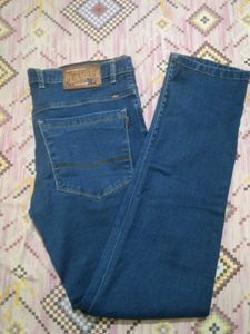 Absolutely New Jeans 👖