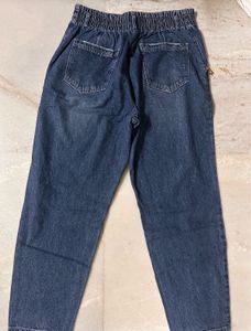 women’s Blue Jeans – Waist 36, Gently Used