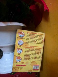 Geronimo Stilton Halloween Book