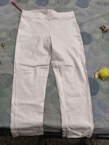 Cotton White Pants knee length 30 waist