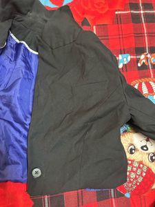 H&amp;M Black Jacket - Size 4