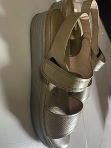 Comfortable Beige Sandals