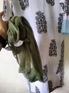 Kurti With Dupatta