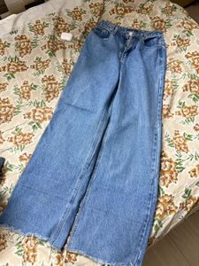 wide legs jeans
