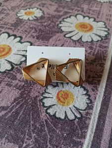 Fashion Studs