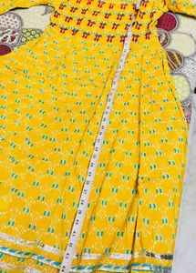 maternity dress in yellow blue colour