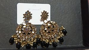 Rs 30 Off Del Like New Black Earrings❤️