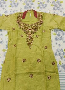Embroidered Green Kurta