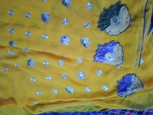 Price DropNEW PURE GEORGETTE SAREe.