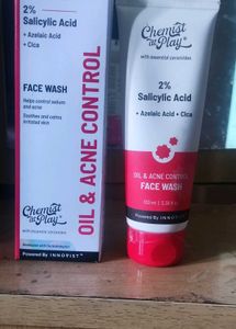 CHEMIST AT PLAY OIL &amp; ACNE CONTROL FACE WASH