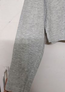 Full Sleeve Cropped T Shirt