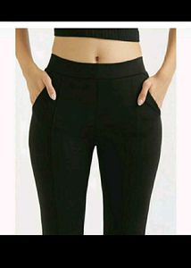 New SAADAA Women&#39;s 4 Way Black Stretchable Pant