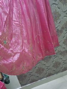 Pink lehenga kurti chunri🩷