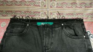 Butterfly Black Straight Jeans 🦋