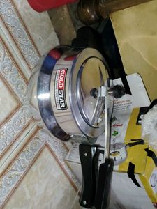 5 L Pressure Cooker Not Used