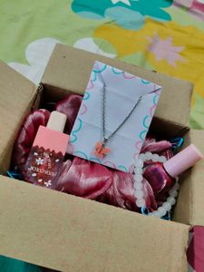 Beauty Bundle + gift hamper
