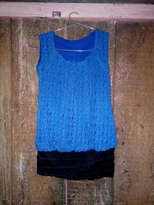 Sleevesless Net Design Top