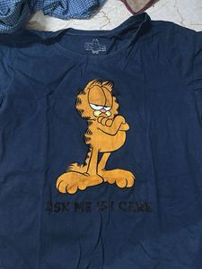 Garfield Graphic T-Shirt