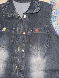 Cut Sleeve Denim Jacket Foe Women.