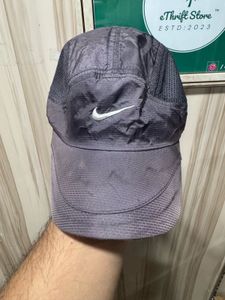 Nike Vintage 90’s  Dri-Fit Grey Cap