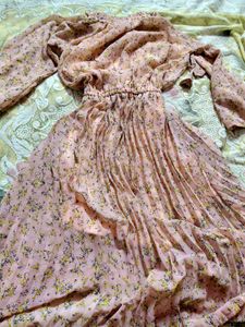 Floral Print Pleated Dress