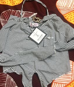 Striped Women&#39;s Top