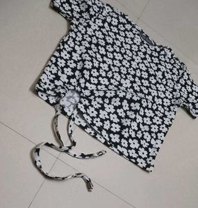 Floral Print Tie-Front Top